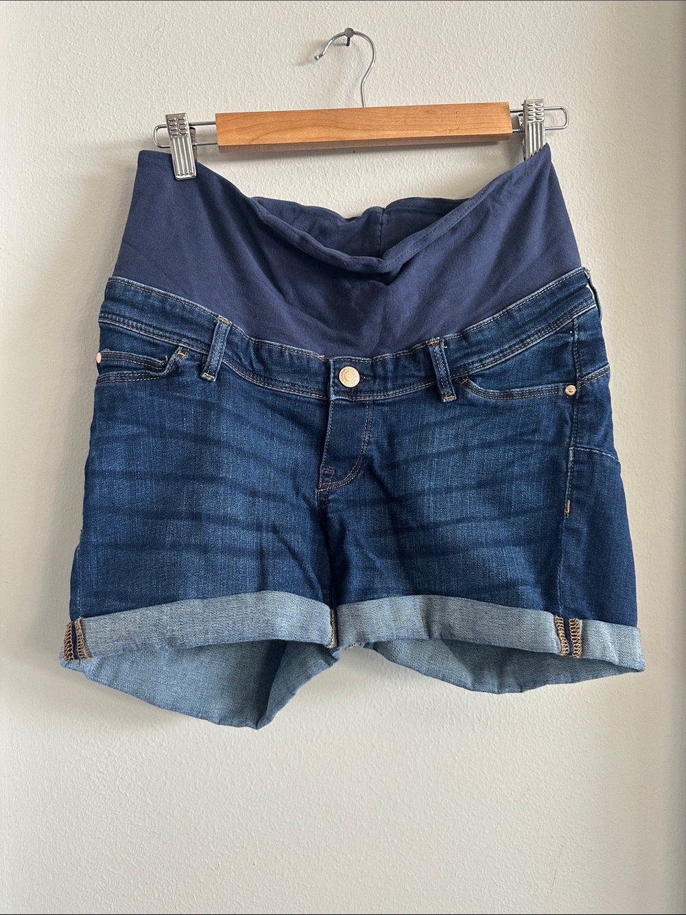 H&M Maternity Denim Roll-Cuff Shorts in Navy